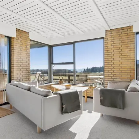 Lf889-snedsted-over-reese-9